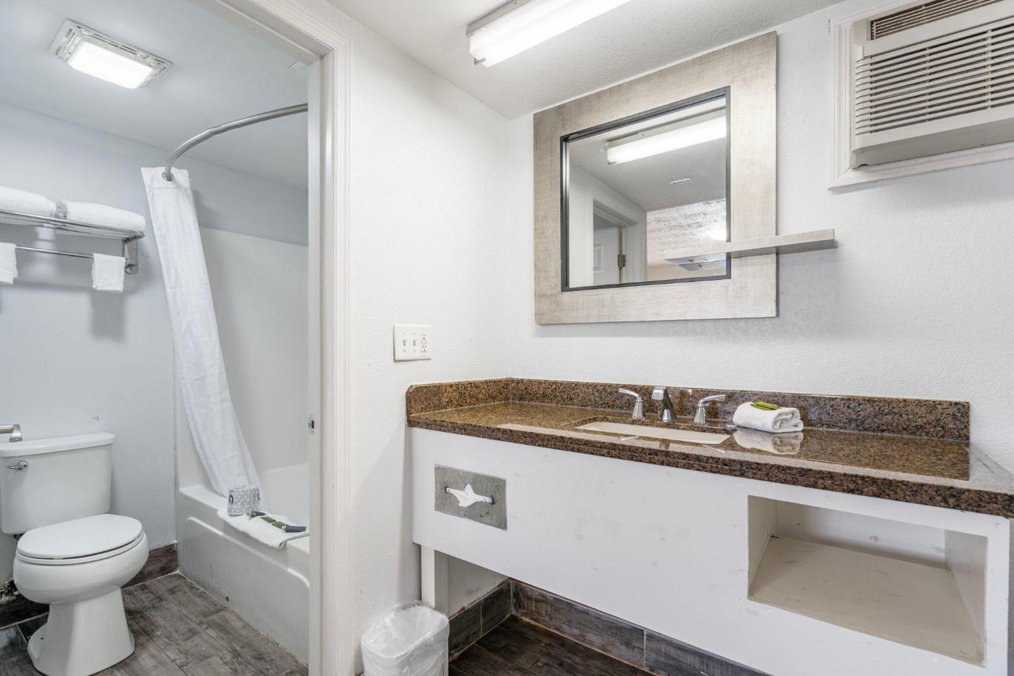 Budgetel Inns & Suites Augusta Downtown 706-945-1238 Esterno foto